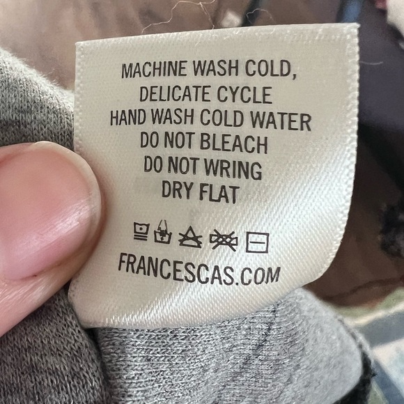 Alya Long-sleeve Camo Shift Dress - Picture 7 of 8